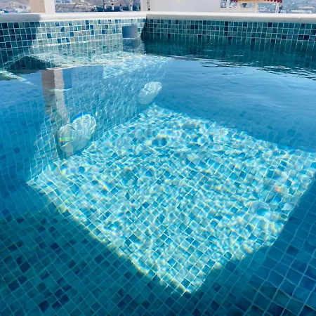 Onar Luxuries