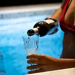 Onar Luxuries إرموبولّي