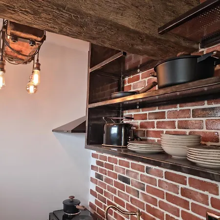 아파트 Onar Luxuries 에르무폴리